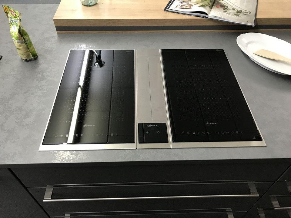 Unsere Ausstellung in Bischberg — Detail Neff Induktionskochfelder mit integrierter Touch-Bedienung