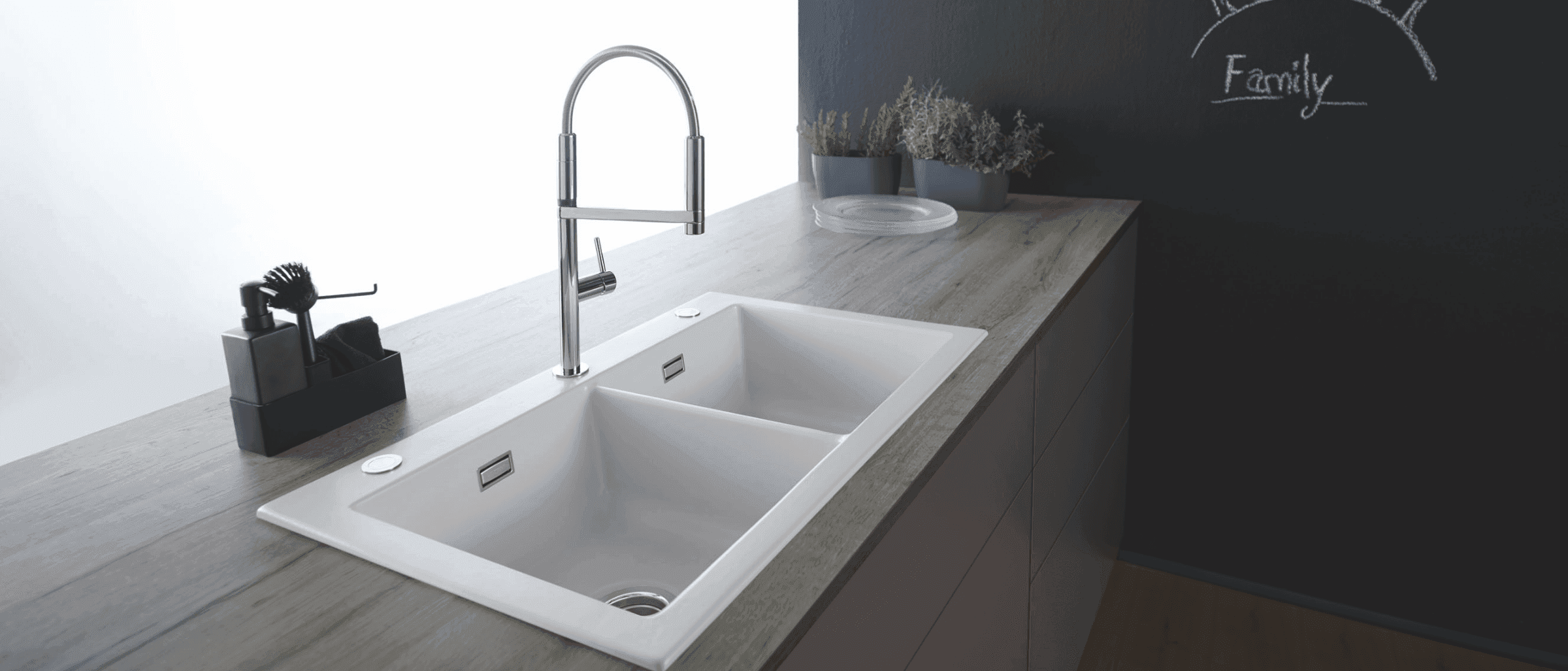 systemceram Keramikspuele in Weiss mit Designarmatur